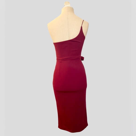 Club Scene Wine Red One-Shoulder Bodycon Midi Dress - Picture 4 of 15
